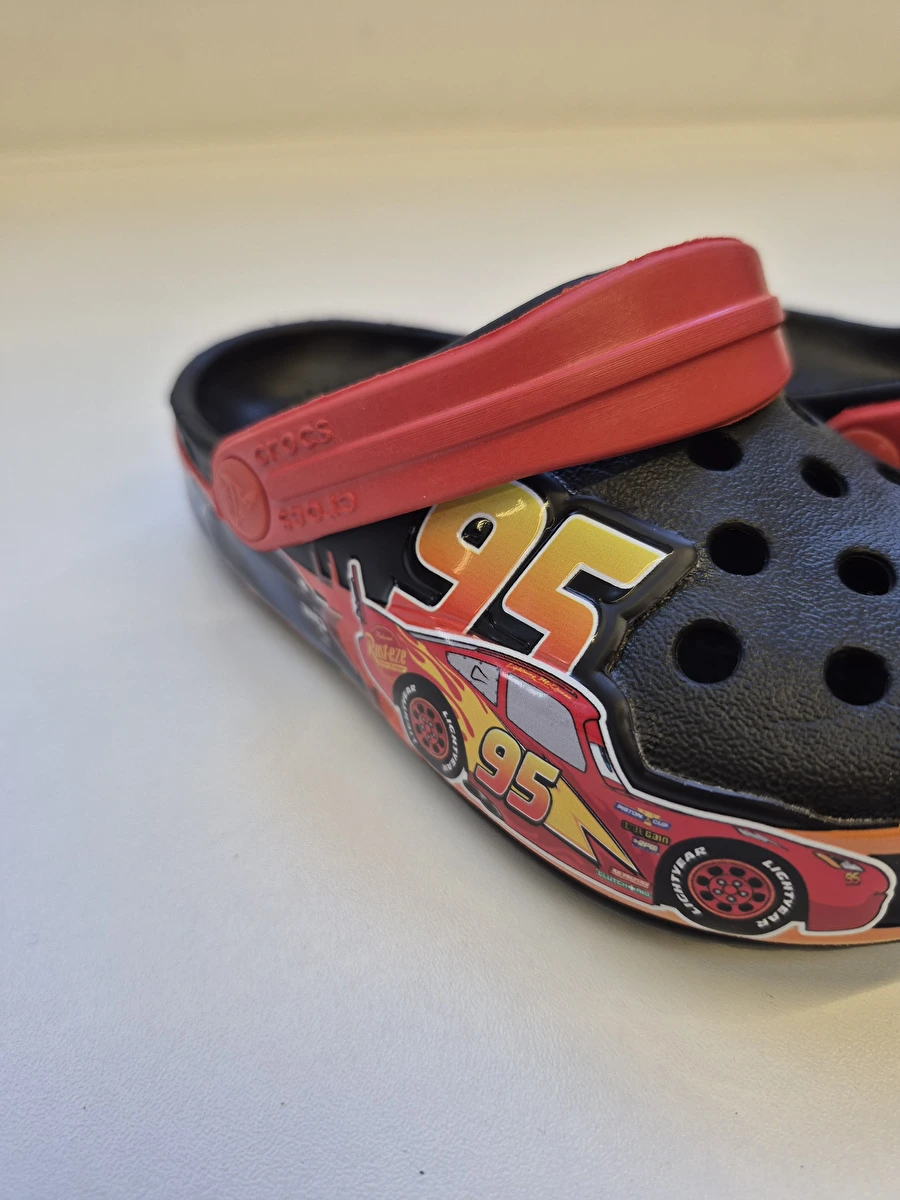 Sandália Modelo Tradicional/Carros Preto Crocs C 8