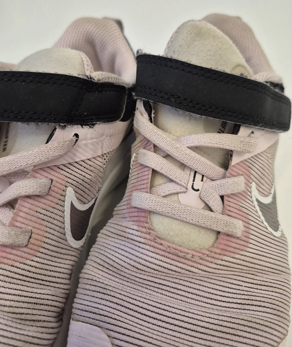 Tênis Com Velcro Rosa Nike 31