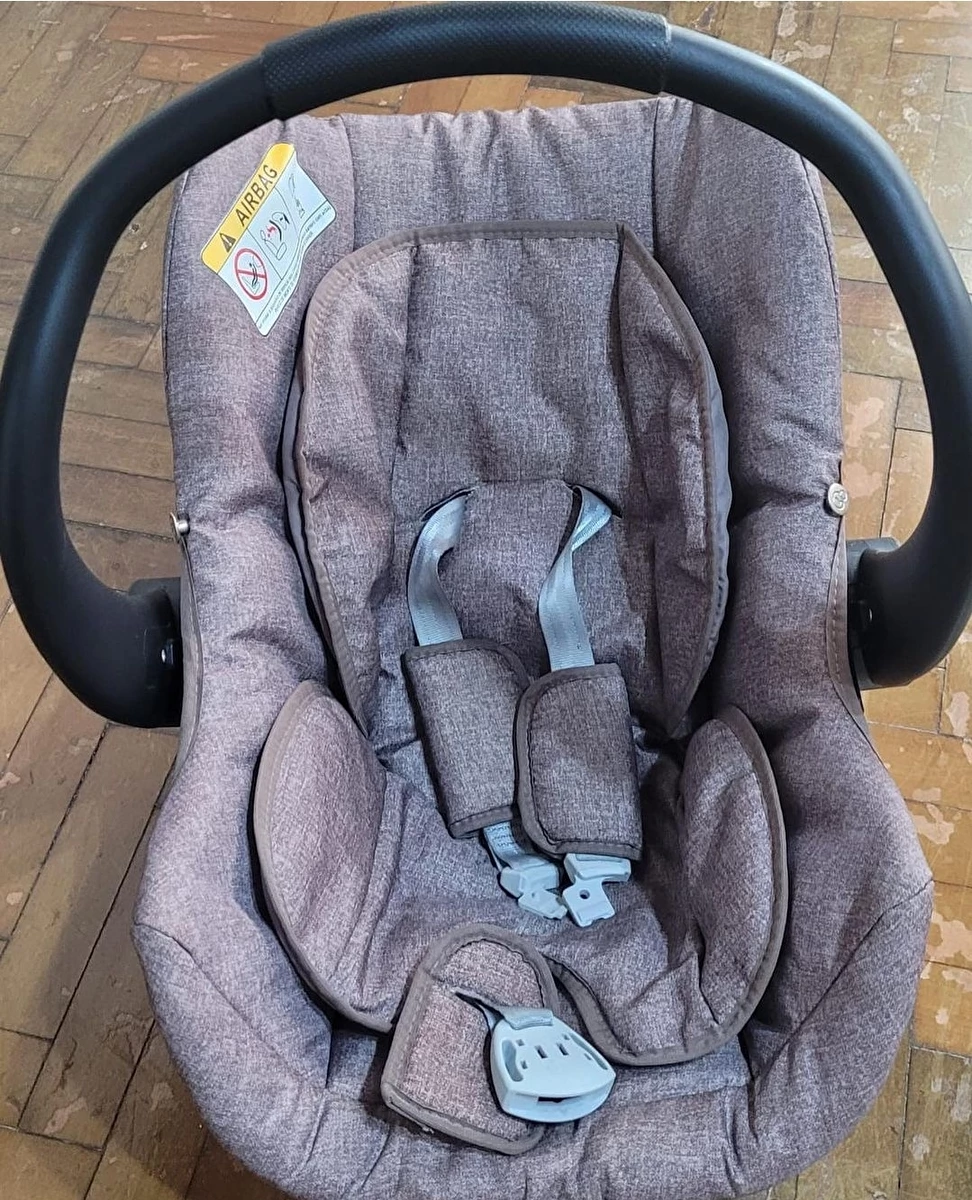 Bebê Conforto Acompanha Base Marrom Galzerano