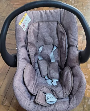 Bebê Conforto Acompanha Base Marrom Galzerano