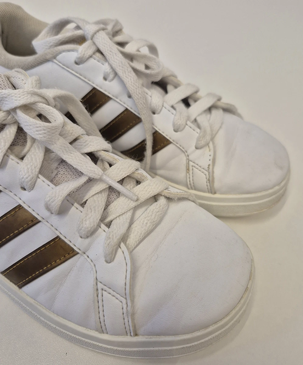 Tênis Com Cadarço Branco Adidas 33