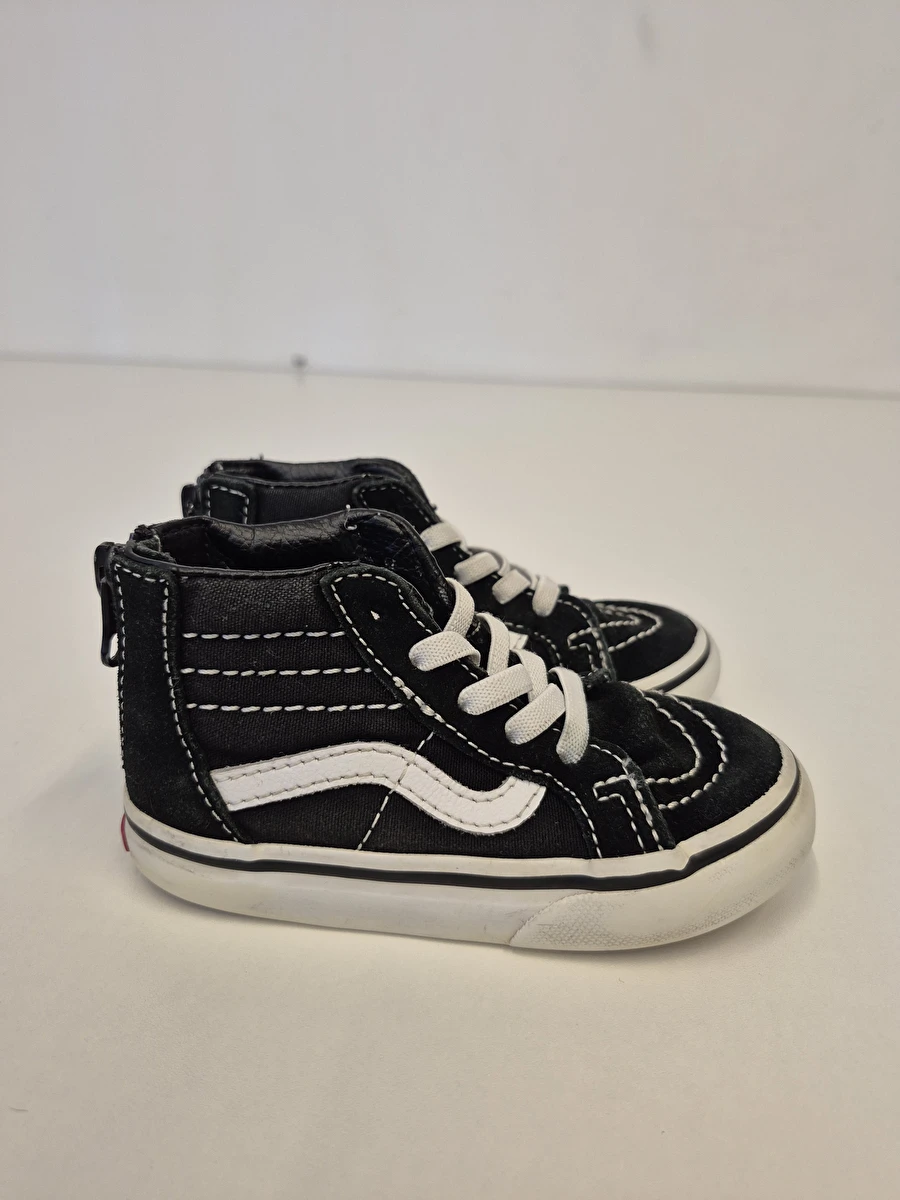 Tênis Cano Médio Com Cadarço Preto Vans 23