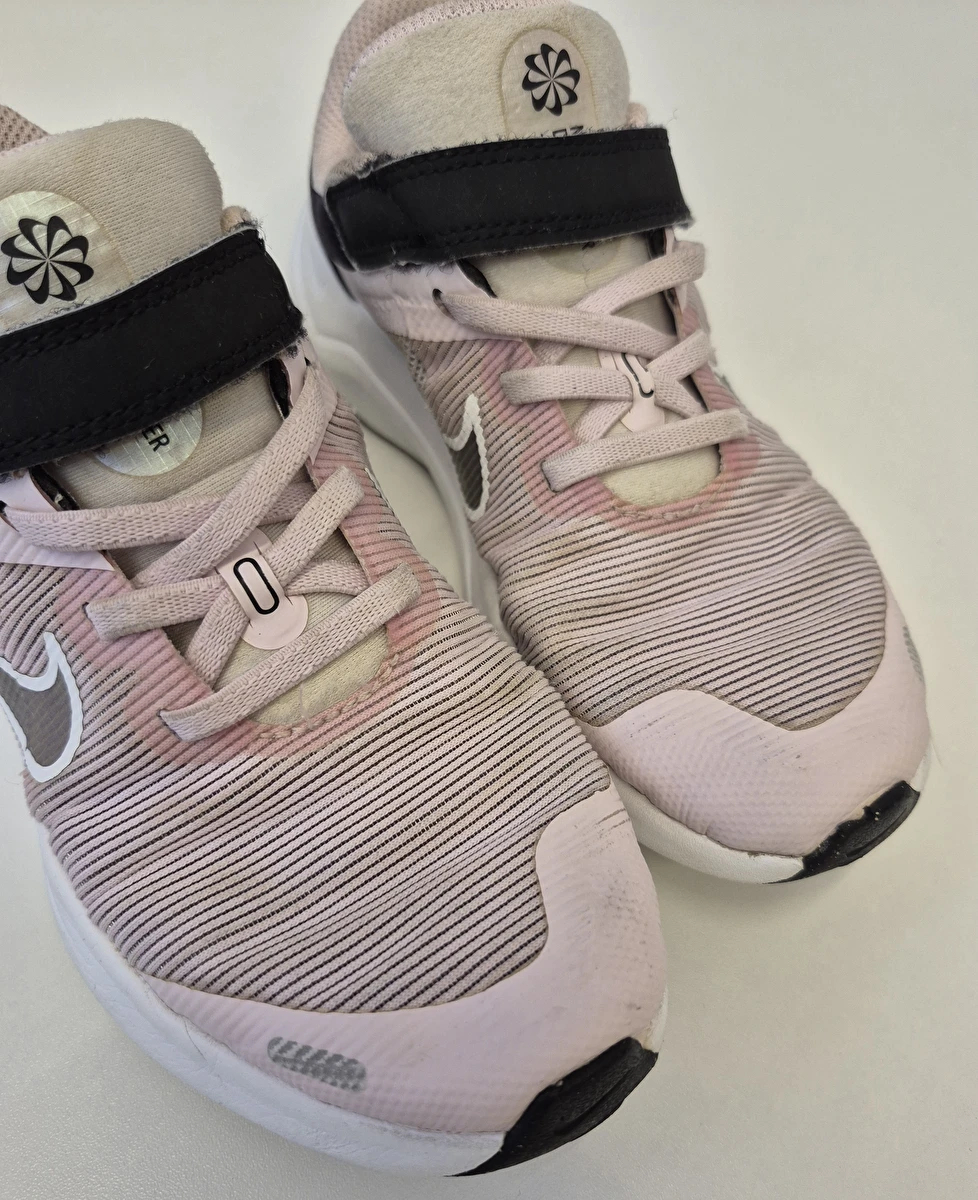 Tênis Com Velcro Rosa Nike 31
