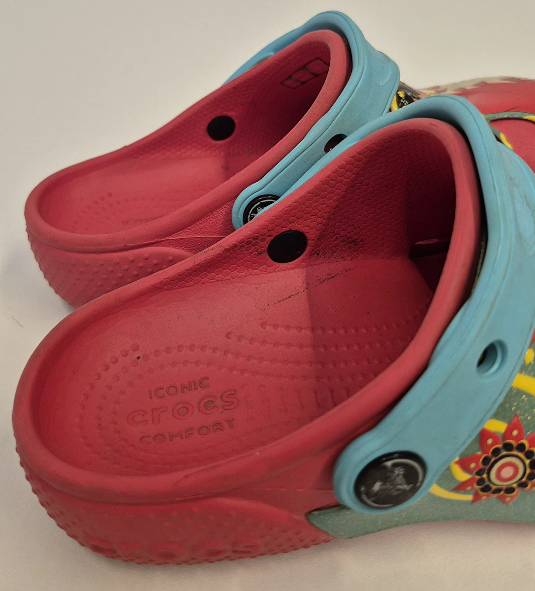 Sandália Modelo Tradicional/Isabela/Encanto Vermelho Crocs C13