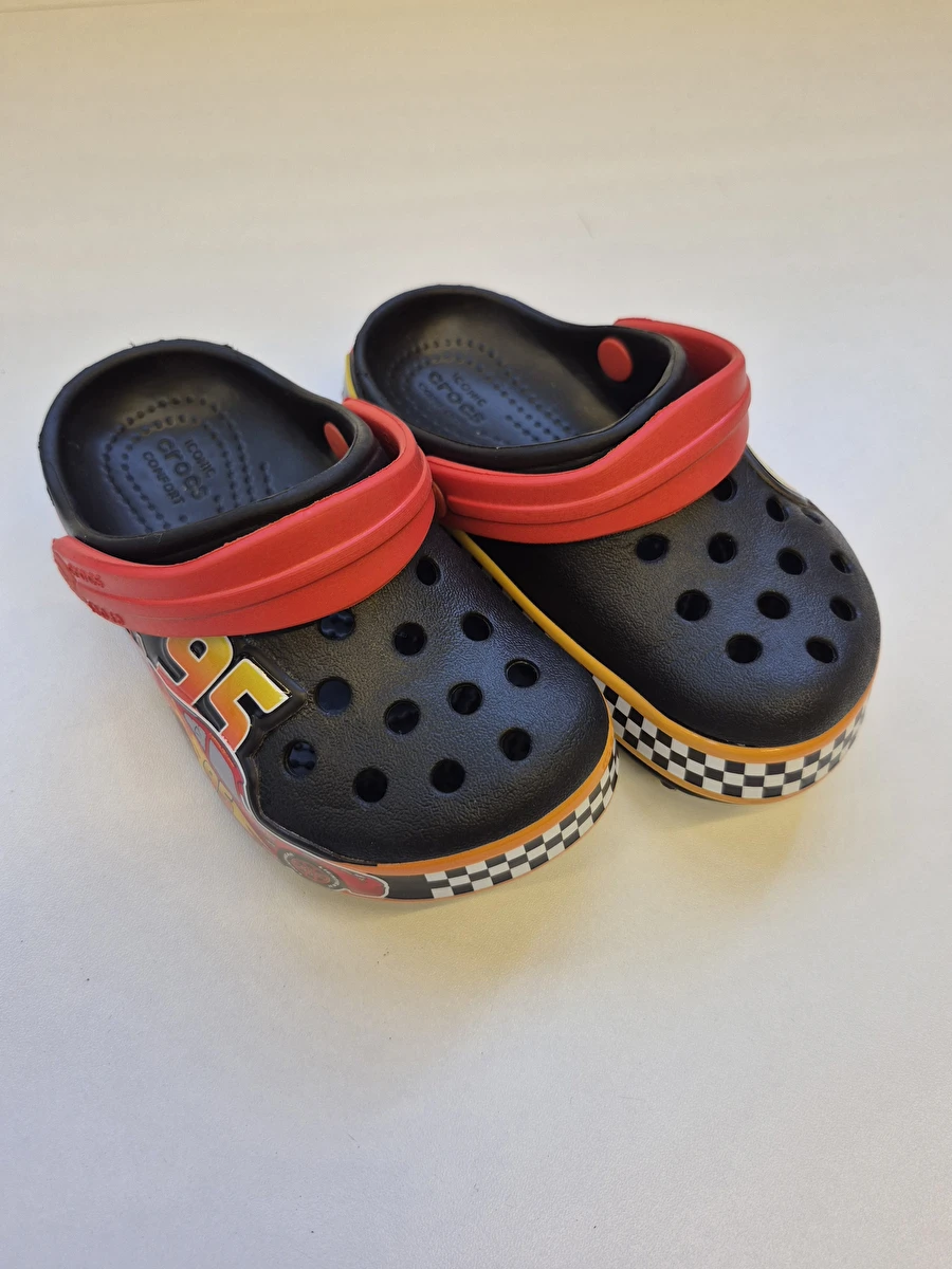 Sandália Modelo Tradicional/Carros Preto Crocs C 8