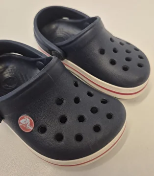 Sandália Modelo Tradicional Azul Crocs C 4-5