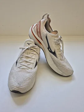 Tênis Com Cadarço/Glow Off White Mizuno 38