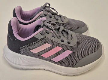 Tênis Com Cadarço Cinza Adidas 28