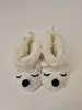 Pantufa Com Pelo Off White Sem Marca 19-20