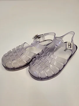 Sandália Com Fivela Transparente Melissa 28