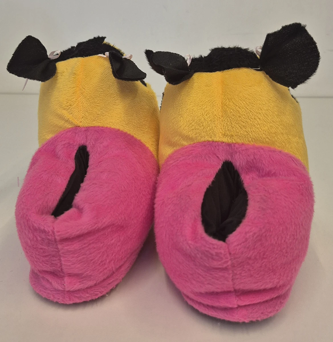 Pantufa Minion Rosa Sem Marca 25