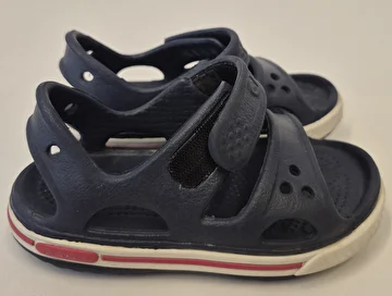 Sandália Com Velcro Azul Crocs C 6