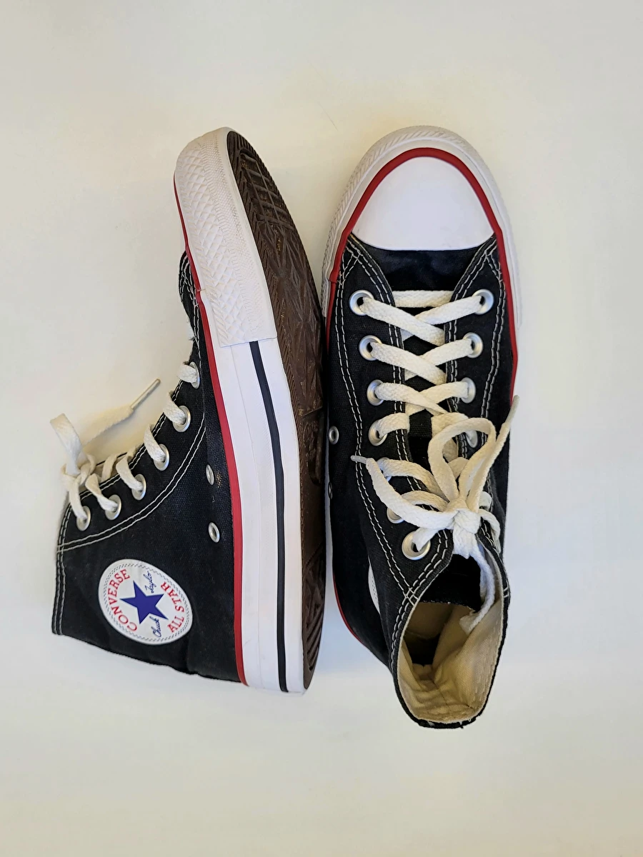 Tênis Cano Médio Com Cadarço Preto All Star 35