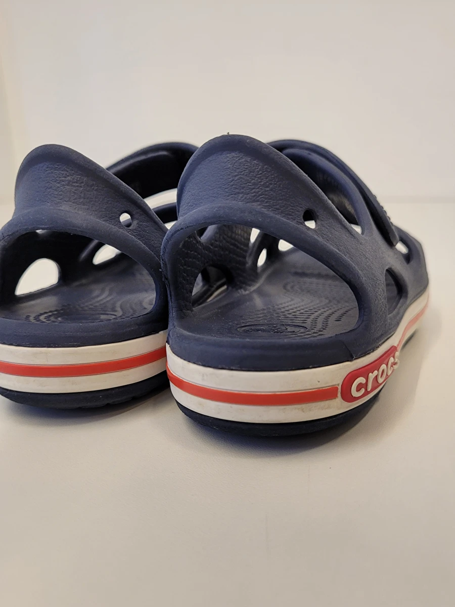 Sandália Com Velcro Azul Crocs C12