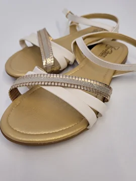 Sandália Com Fivela Dourado Klin 34