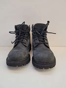 Bota Cano Curto Com Cadarço Preto Timberland 26