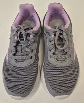 Tênis Com Cadarço Cinza Adidas 28