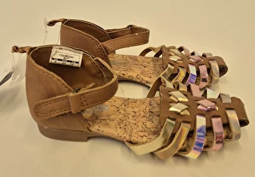 Sandália Com Velcro/Nova Caramelo Osh Kosh 24