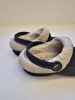 Sandália Modelo Tradicional Com Pêlo Dentro Azul Crocs C12-13