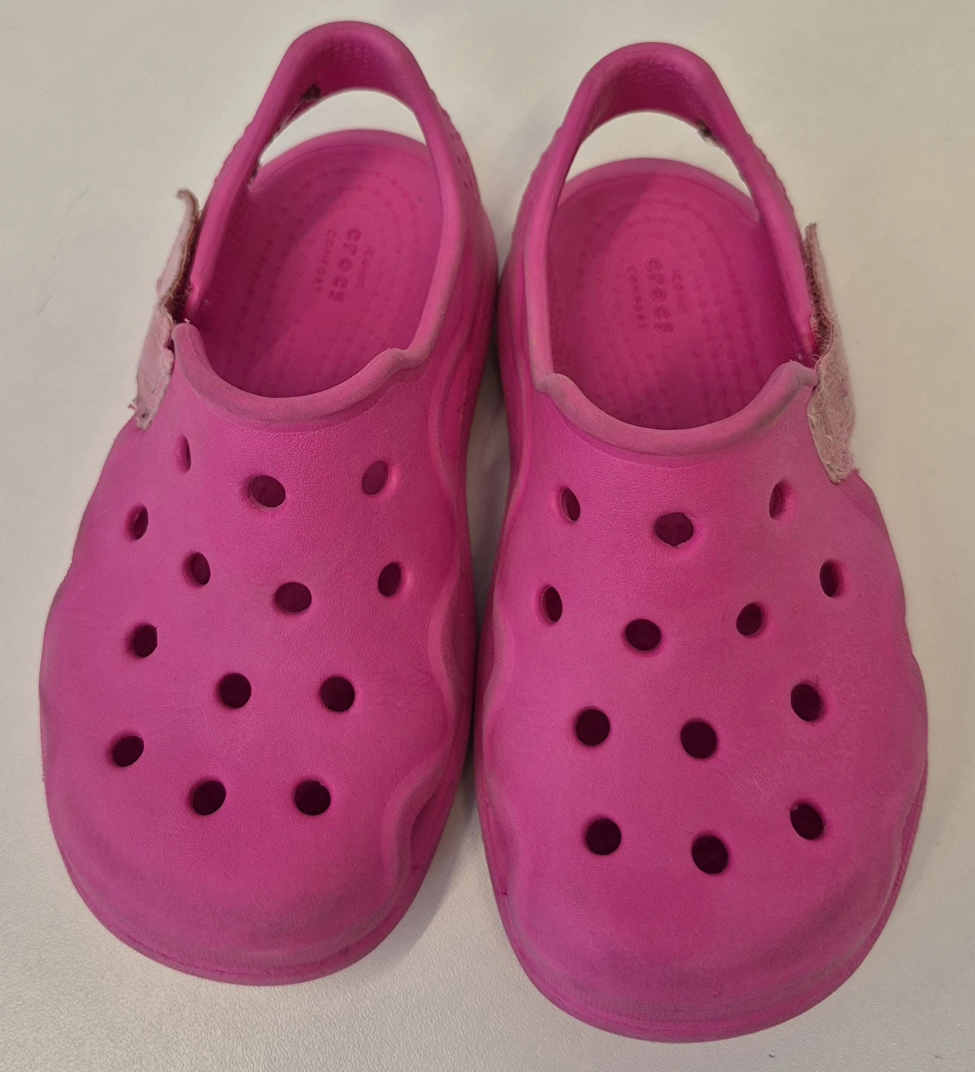 Sandália Modelo Tradicional Rosa Crocs C 8-9