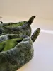 Pantufa Dinossauro Verde Sem Marca 30