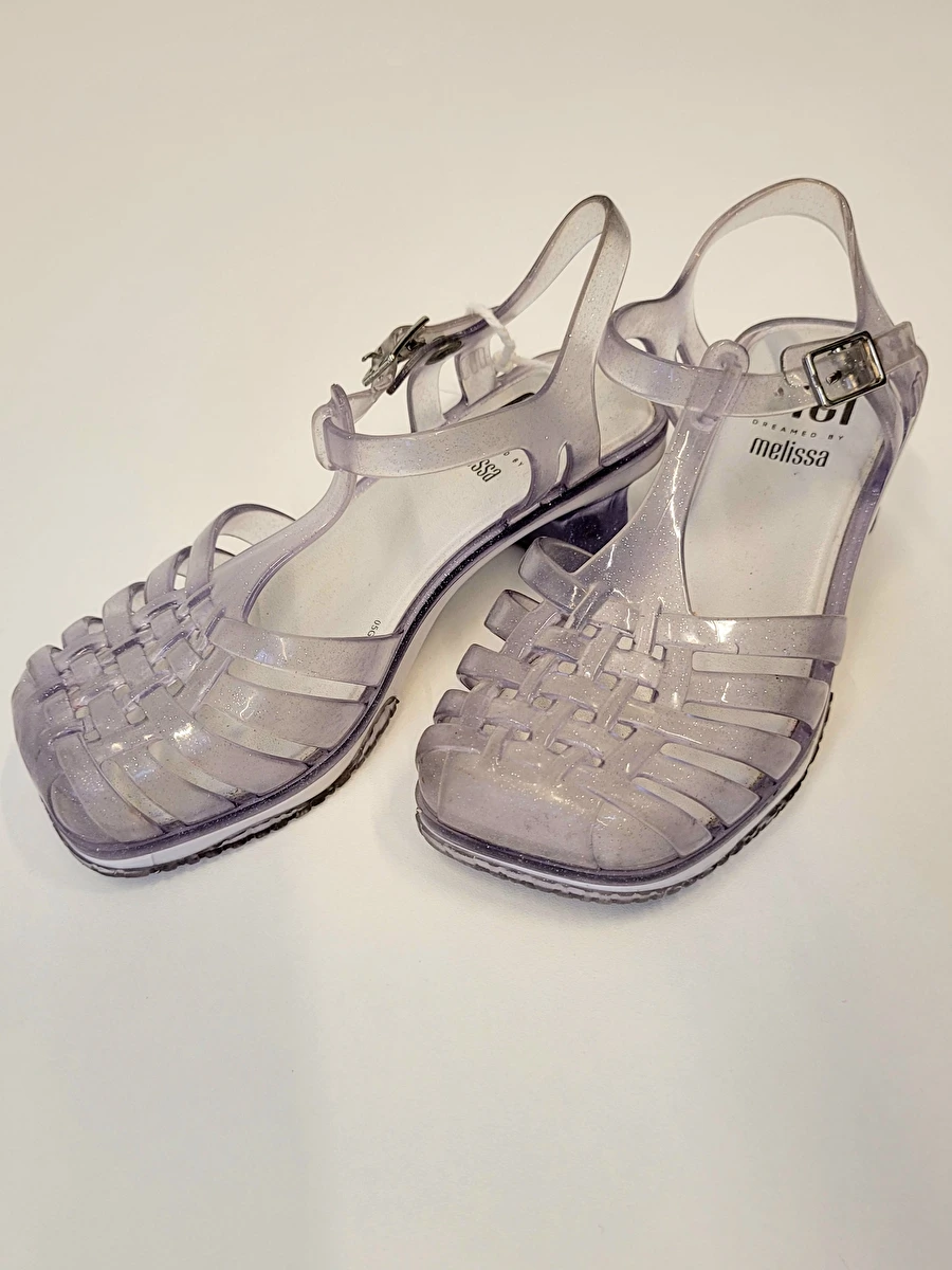 Sandália Com Fivela/Salto Transparente Melissa 26-27