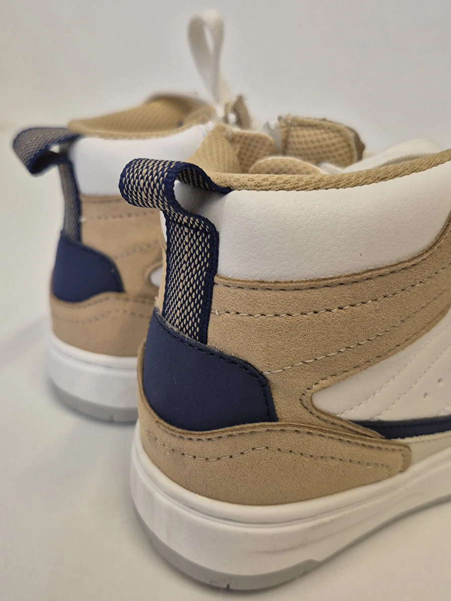 Tênis Cano Médio/Com Cadarço Branco Zara 29